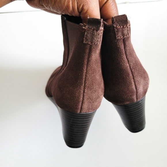 Clarks brown wedged booties - Picture 4 of 14